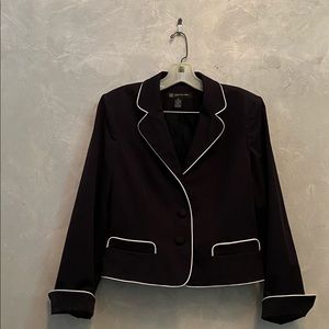 I NC petite pants and matching jacket